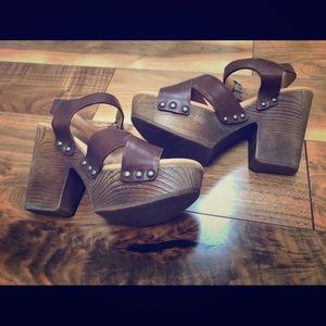 Kork-Ease Lewy - Never Worn